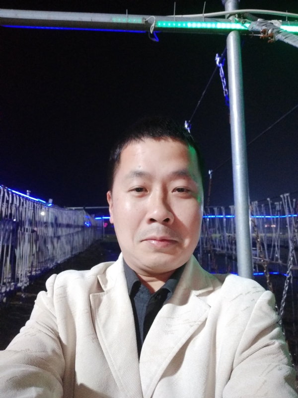 阿峰的第一张照片--松溪相亲网