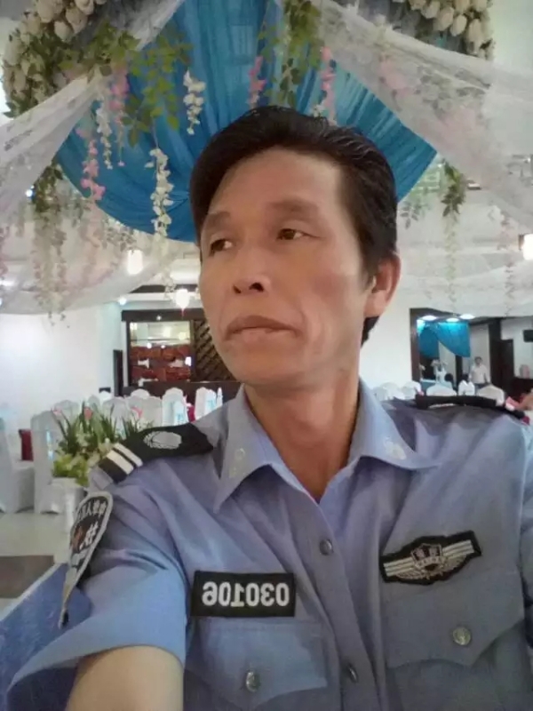 卧窗听雨的第二张照片--松溪相亲网