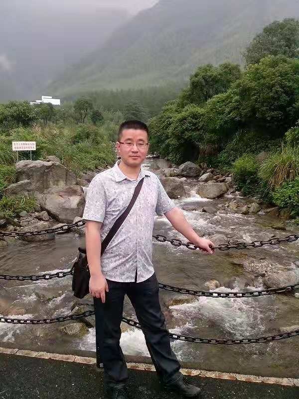 淡定牛魔王的第三张照片--松溪相亲网