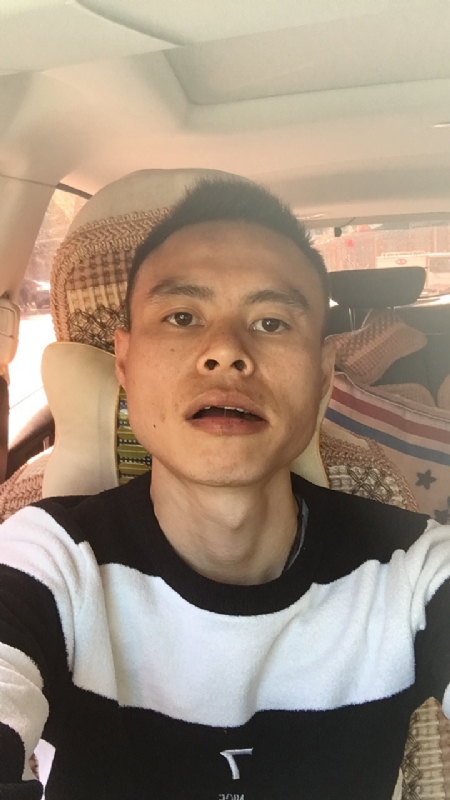 小何的第一张照片--松溪相亲网