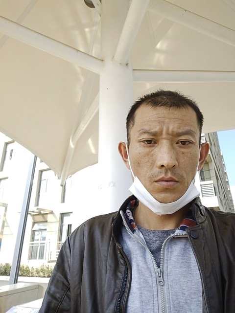 孤狼的第一张照片--松溪相亲网