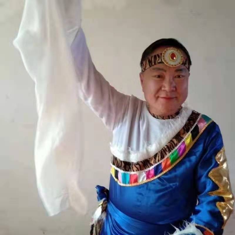 走在冷风中的第一张照片--松溪相亲网