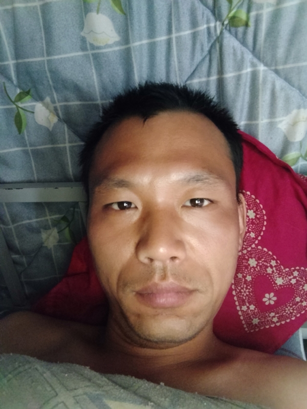 弘扬的第一张照片--松溪相亲网