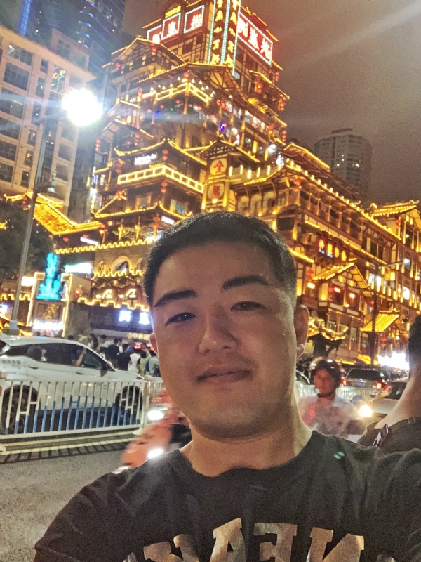 钢铁侠的第一张照片--松溪相亲网