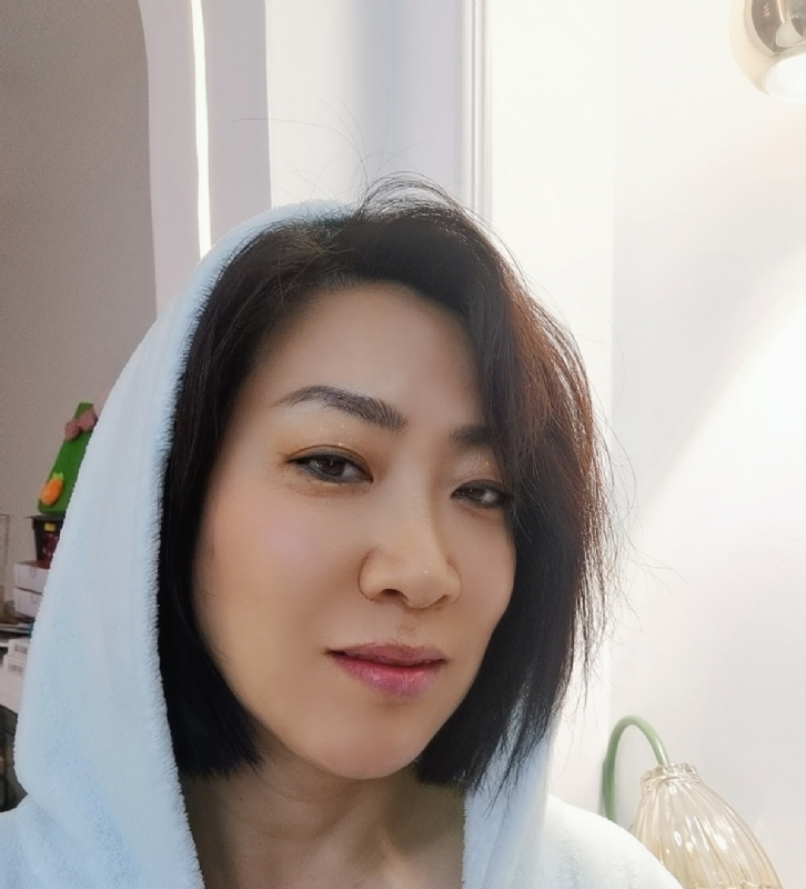 火玫瑰的第一张照片--松溪相亲网