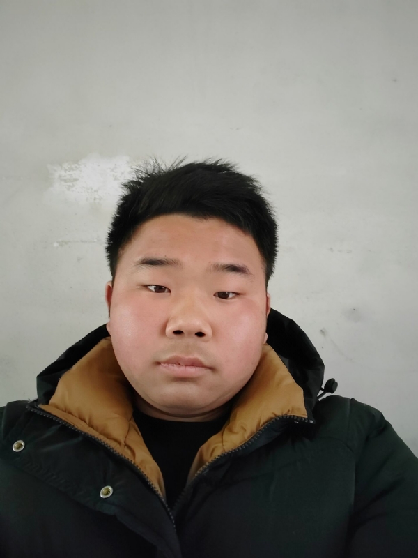 精神饱满的第四张照片--松溪相亲网