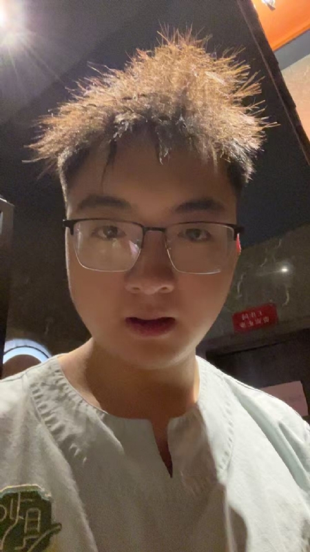 成熟稳重的男士的第一张照片--松溪相亲网