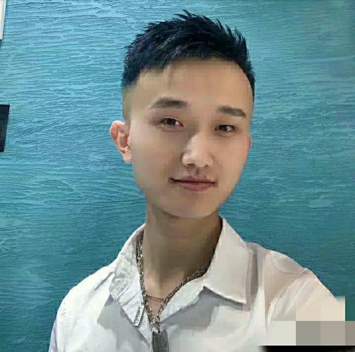 小哥哥的第一张照片--松溪相亲网