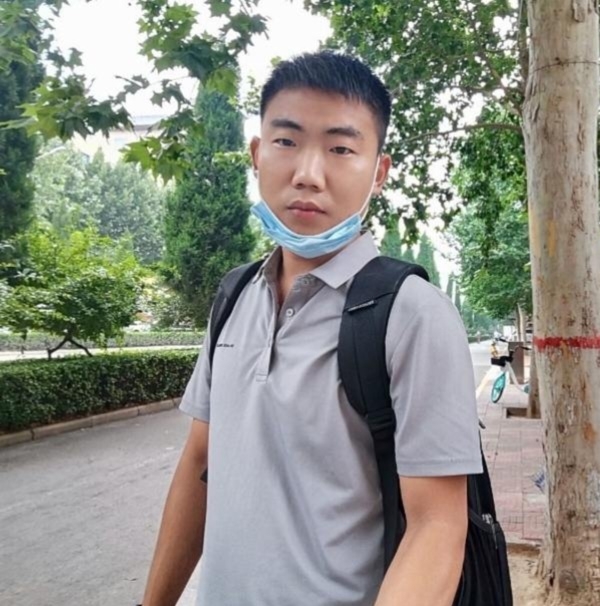 90年男征婚的第一张照片--松溪相亲网