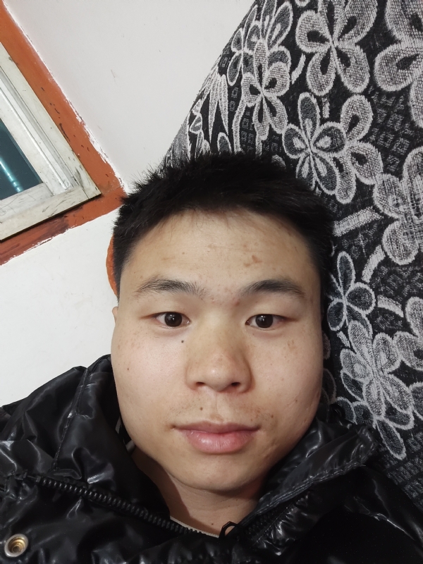 麒麟区幼儿园扛把子的第三张照片--松溪相亲网