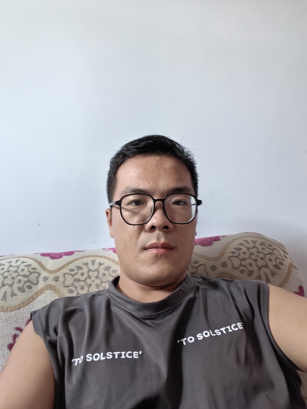 卫TF的第三张照片--松溪相亲网